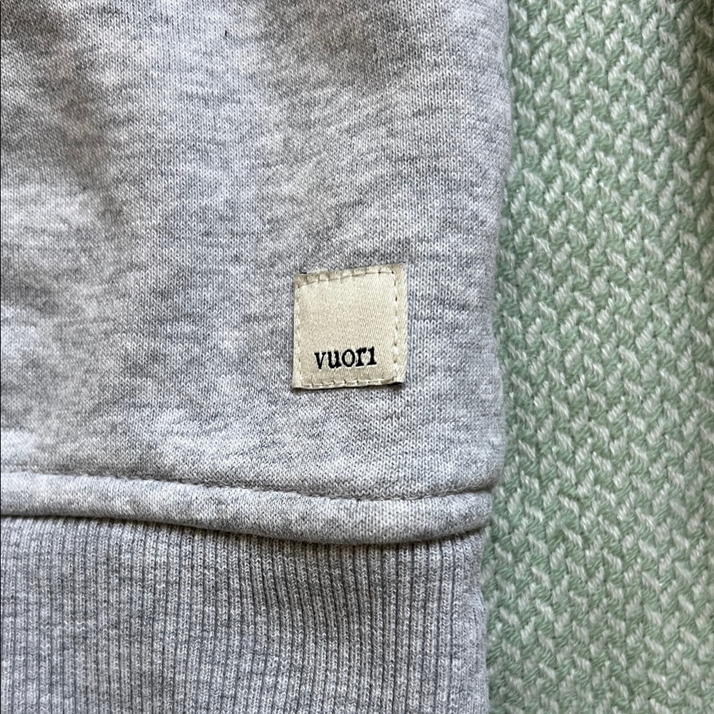 Vuori Light Gray Pullover - Picture 2 of 3